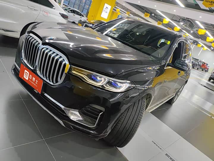 Фото 1 - BMW X7