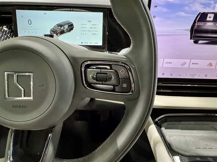 Фото 18 - Zeekr 009