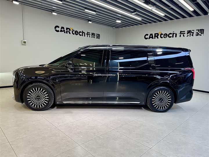 Фото 7 - Zeekr 009