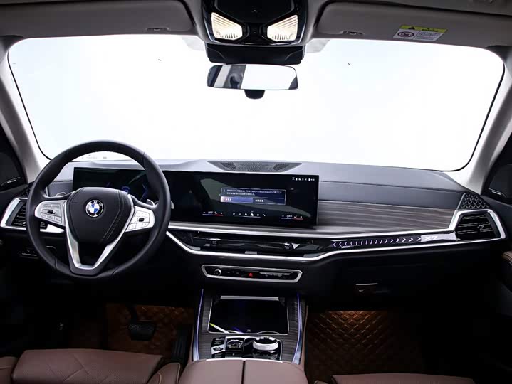 Фото 5 - BMW X7