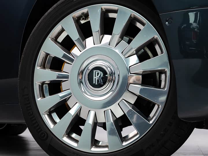 Фото 34 - Rolls-Royce Phantom