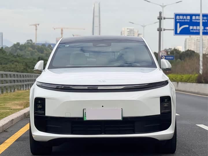 Фото 2 - LiXiang L6