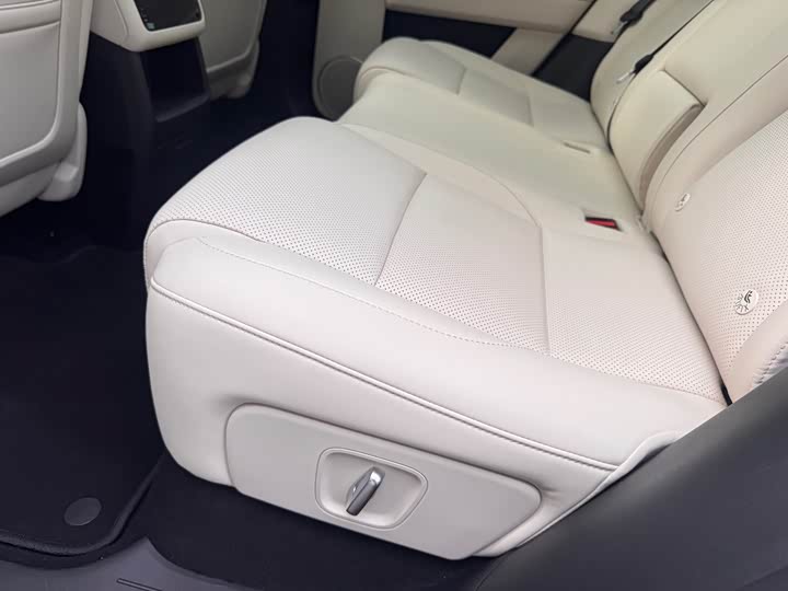 Фото 23 - LiXiang L6