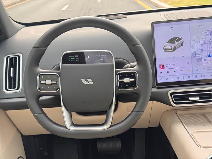 Фото 8 - LiXiang L6