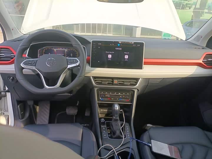 Фото 10 - Volkswagen Tharu