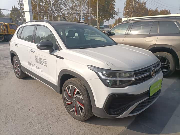 Фото 4 - Volkswagen Tharu