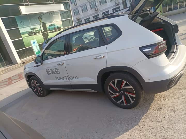 Фото 5 - Volkswagen Tharu
