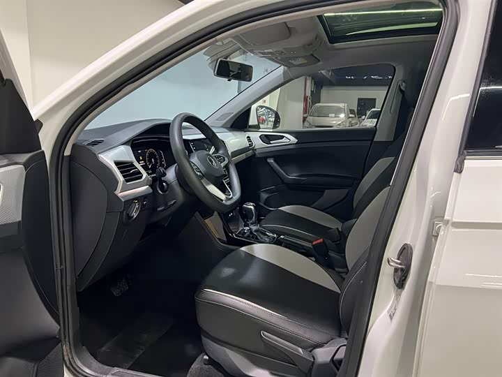 Фото 9 - Volkswagen Tacqua