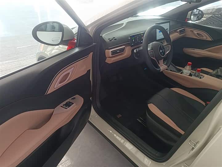 Фото 16 - BYD Seagull