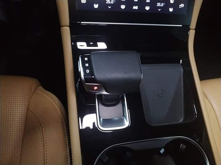 Фото 14 - LiXiang One