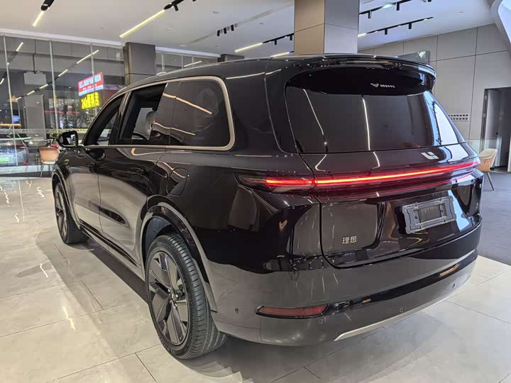 Фото 23 - LiXiang L9