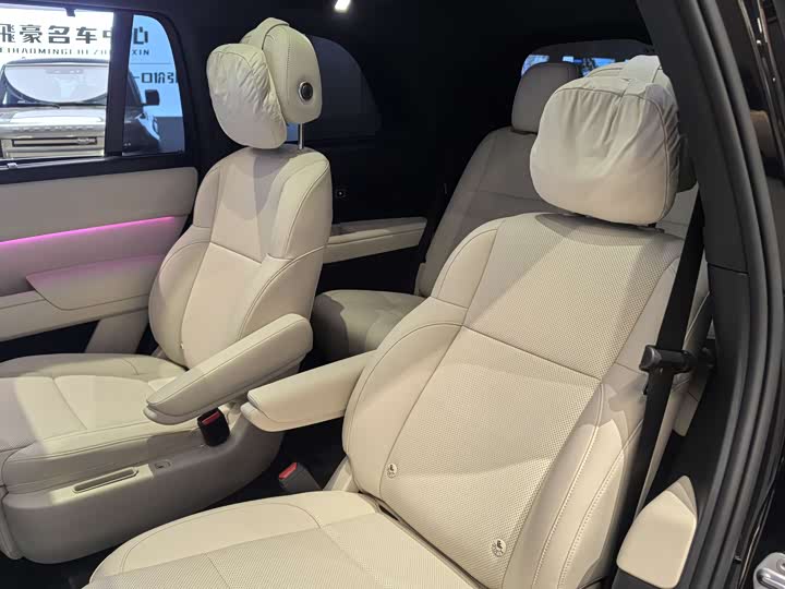 Фото 7 - LiXiang L9