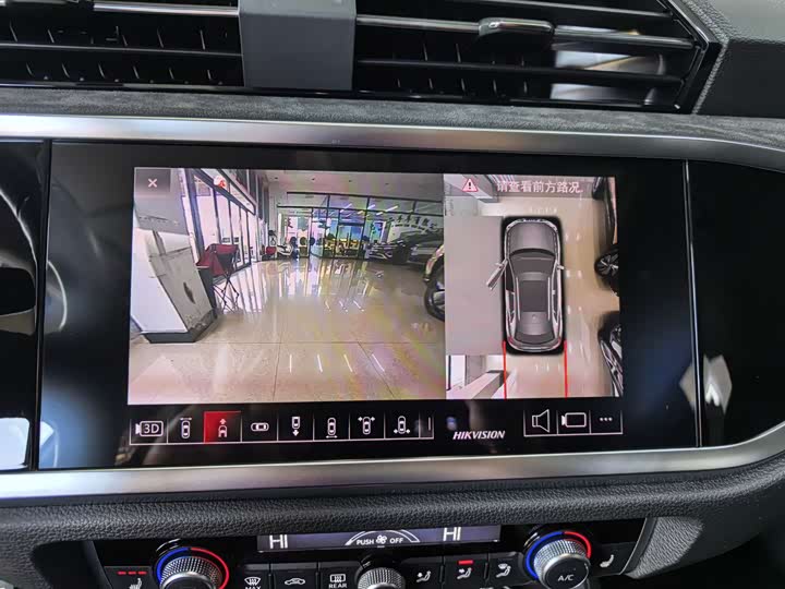 Фото 9 - Audi Q3