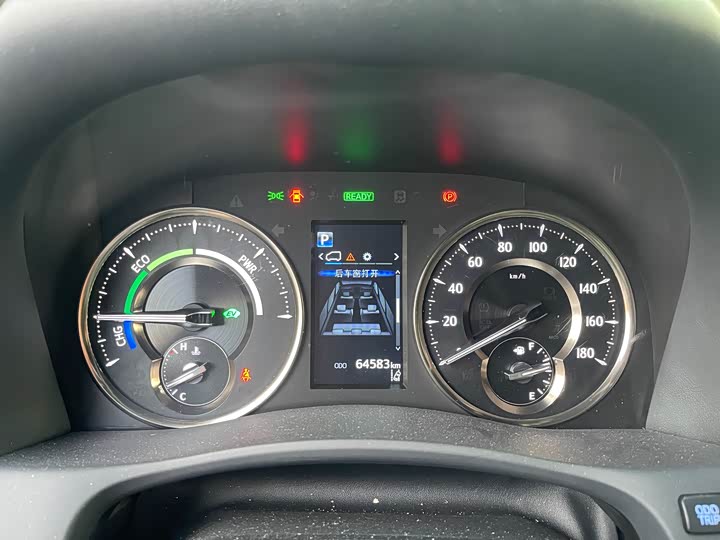 Фото 6 - Toyota Vellfire