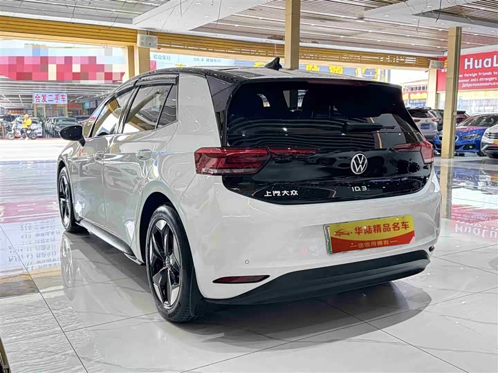 Фото 4 - Volkswagen ID.3