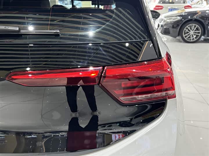 Фото 8 - Volkswagen ID.3