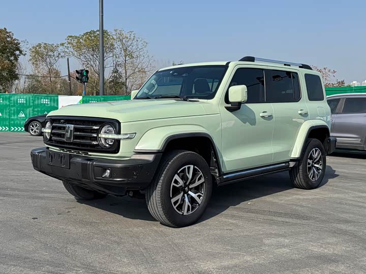 Фото 1 - Tank 300