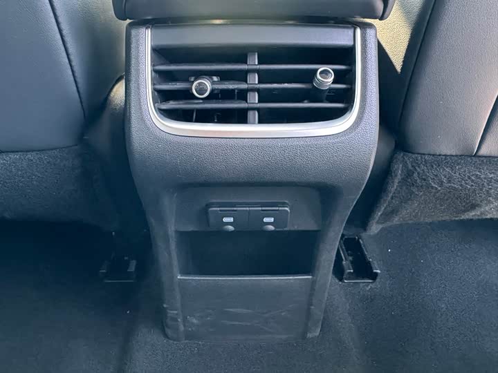 Фото 13 - Tank 300