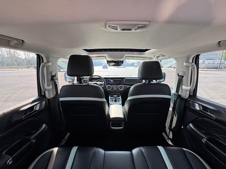 Фото 23 - Tank 300