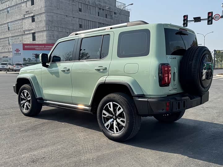 Фото 24 - Tank 300