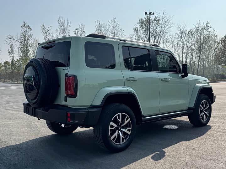 Фото 26 - Tank 300