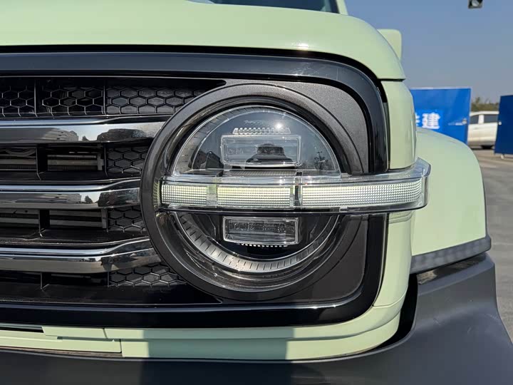 Фото 6 - Tank 300