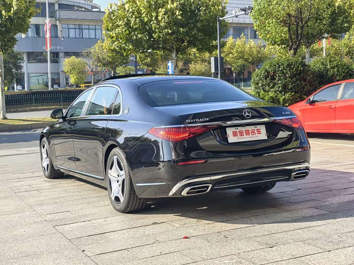 Фото 6 - Mercedes-Benz Maybach S-Class