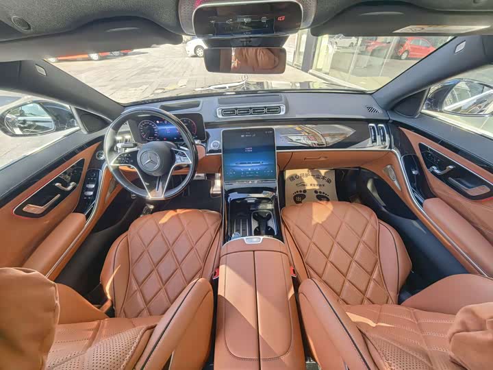 Фото 8 - Mercedes-Benz Maybach S-Class