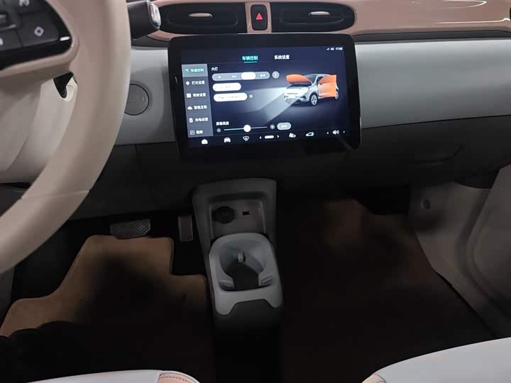 Фото 13 - Leapmotor T03