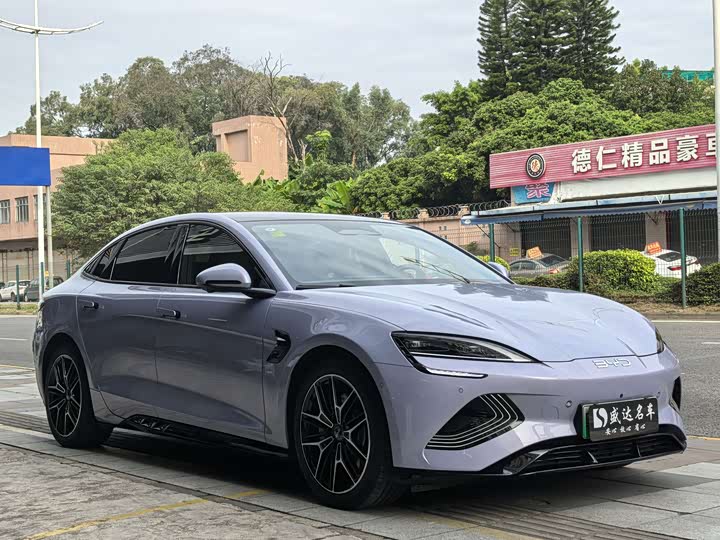 Фото 3 - BYD Seal