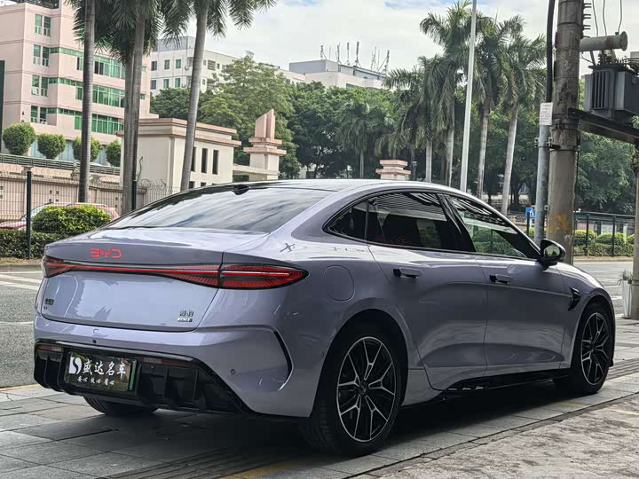 Фото 4 - BYD Seal