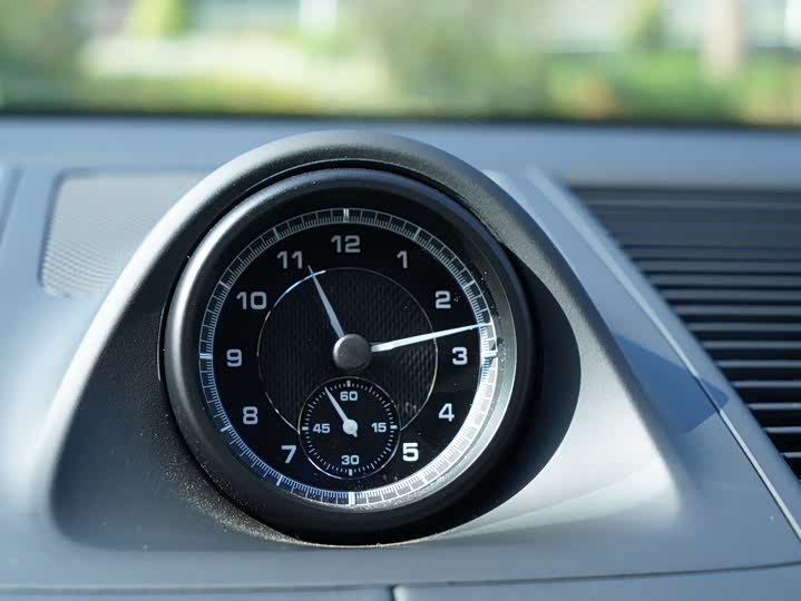 Фото 16 - Porsche Macan