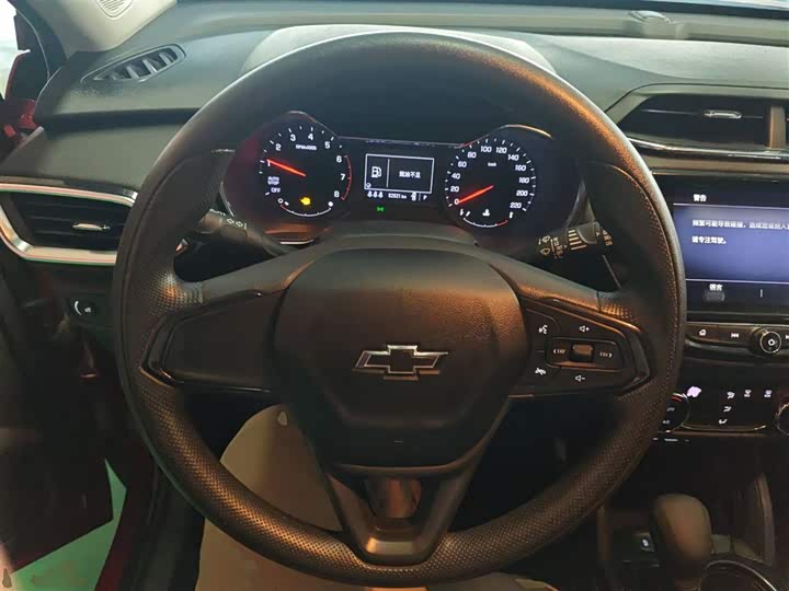 Фото 10 - Chevrolet Trailblazer