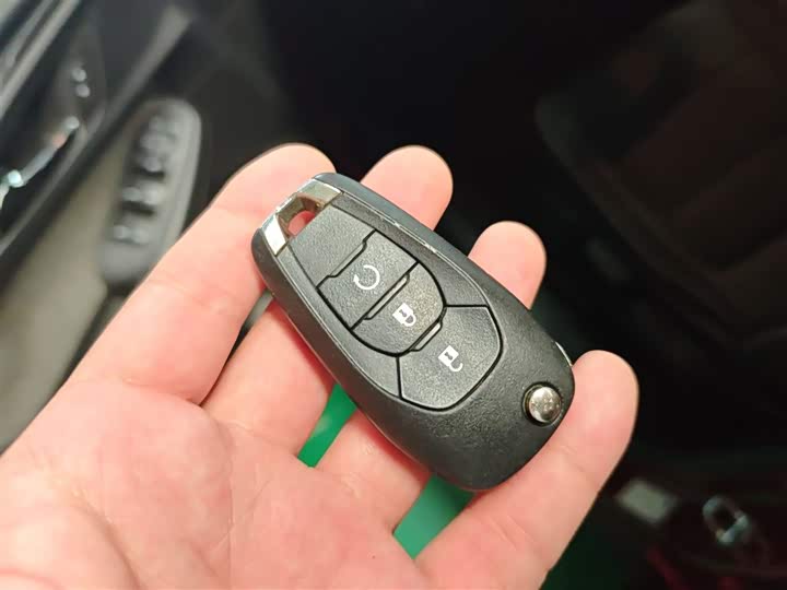 Фото 8 - Chevrolet Trailblazer