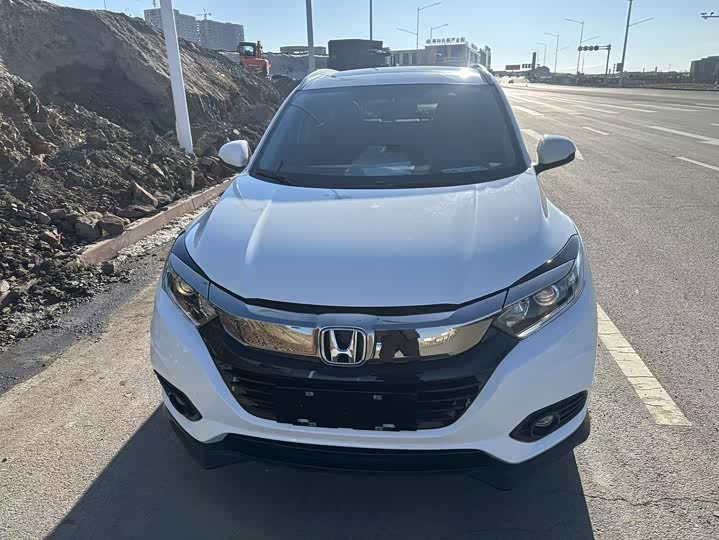 Фото 2 - Honda Vezel