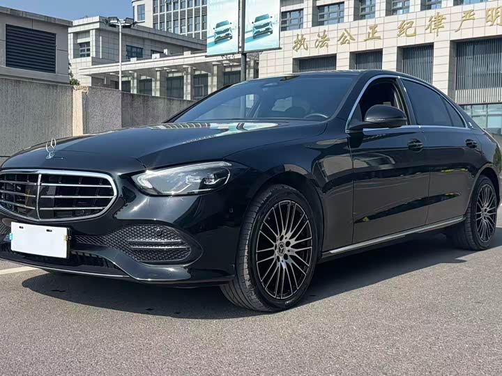 Фото 1 - Mercedes-Benz C-Class