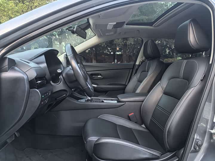 Фото 10 - Nissan Sylphy