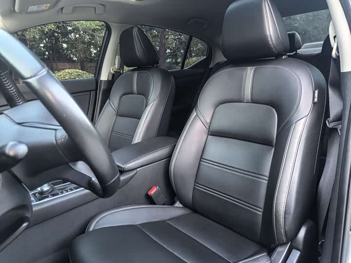 Фото 16 - Nissan Sylphy