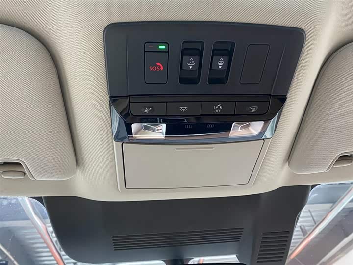 Фото 16 - Nissan Pathfinder