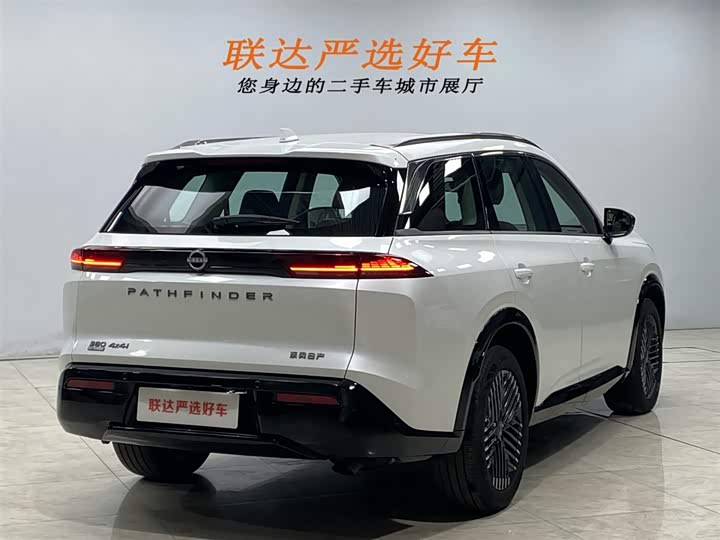 Фото 26 - Nissan Pathfinder