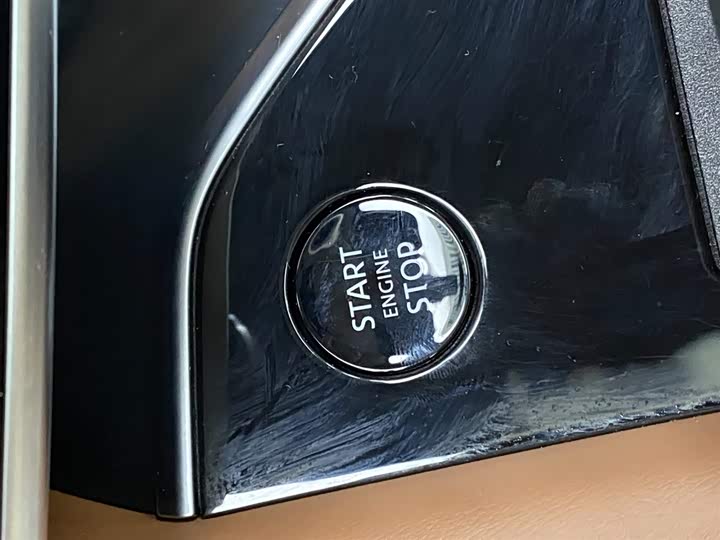 Фото 7 - Nissan Pathfinder