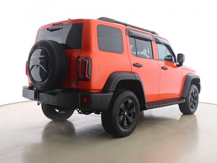 Фото 6 - Tank 300