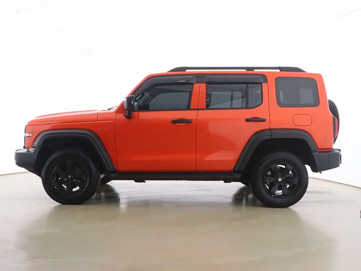 Фото 7 - Tank 300