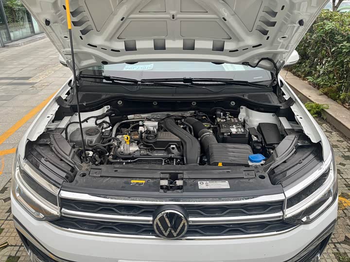 Фото 14 - Volkswagen Tharu