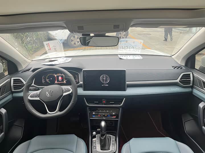 Фото 7 - Volkswagen Tharu