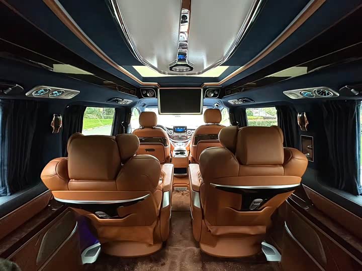 Фото 5 - Mercedes-Benz Vito