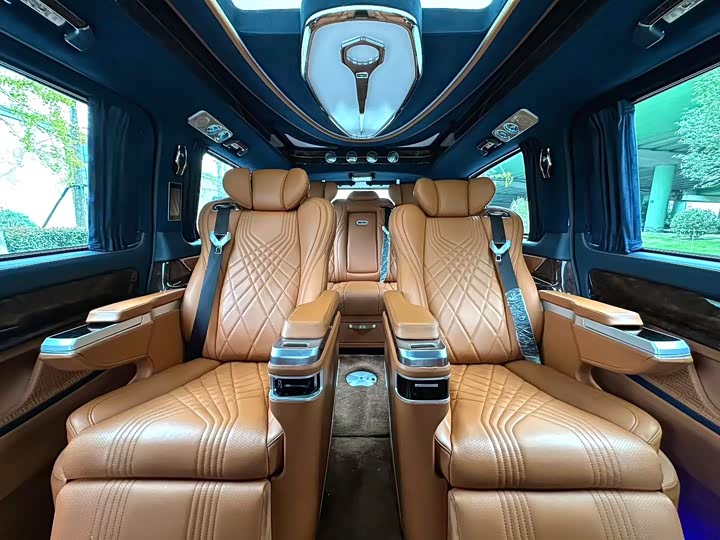 Фото 8 - Mercedes-Benz Vito