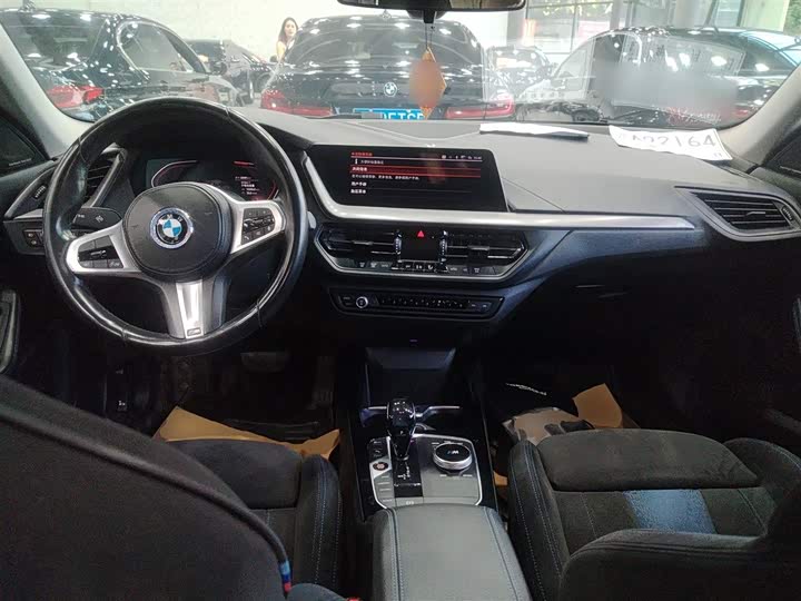 Фото 10 - BMW 2 Series