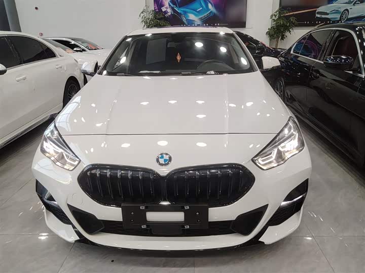 Фото 3 - BMW 2 Series