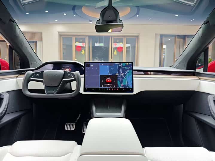 Фото 11 - Tesla Model X